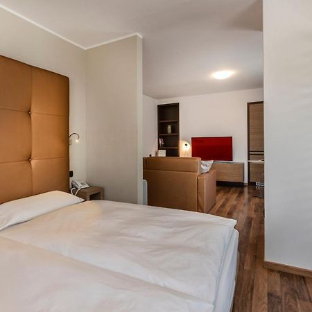 Appartamenti Capri 말세진느 외부 사진